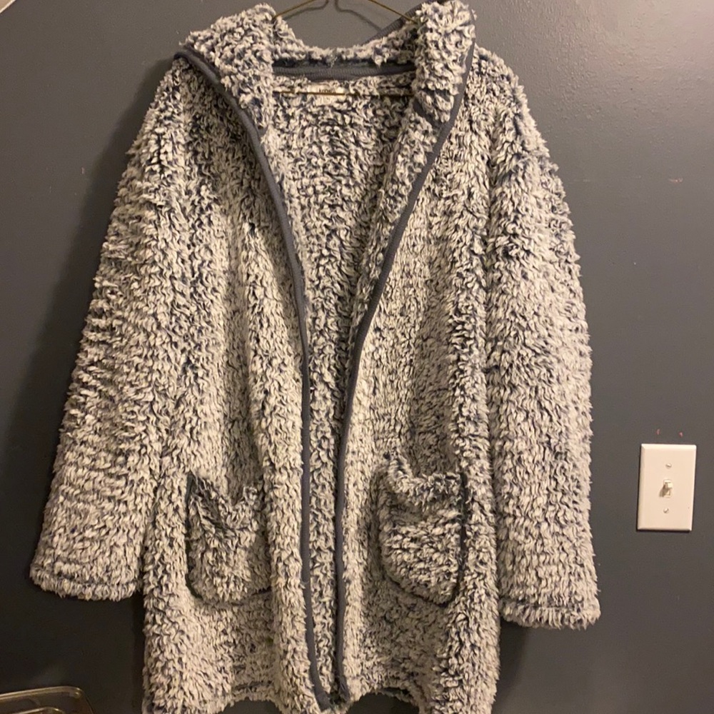 Kenzie cardigan sweater. Super soft material